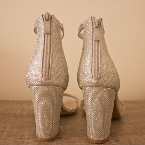 Top Moda Sparkly Silver heels - Picture 2 of 3